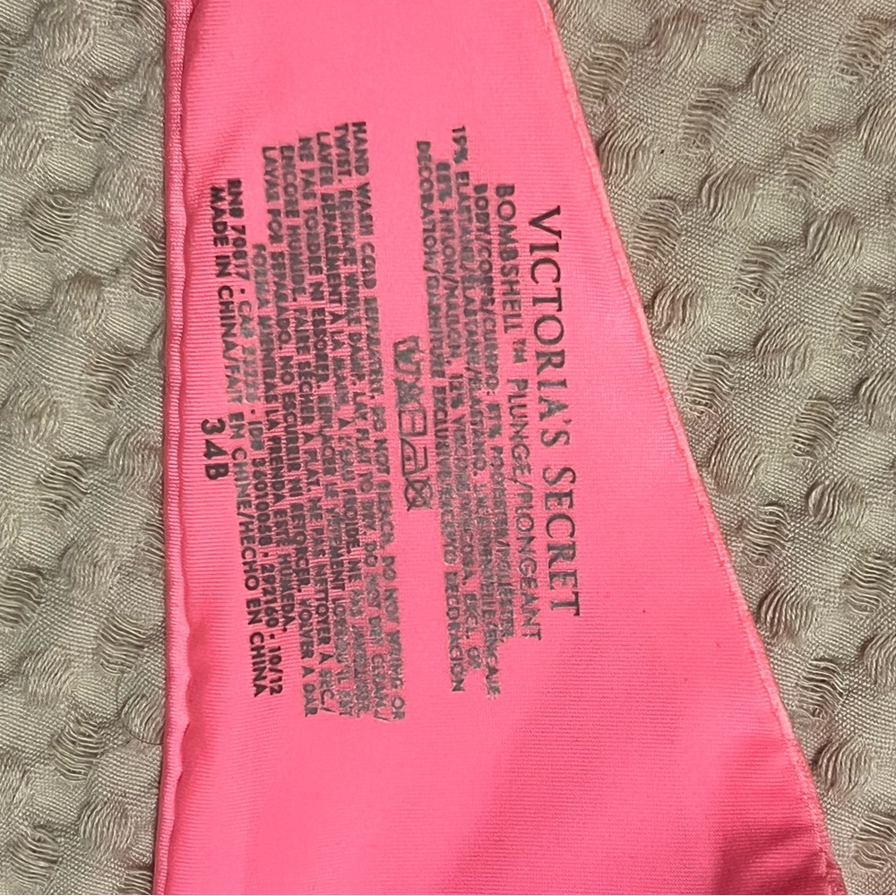 Bombshell Push-Up Bra by Victoria’s Secret, 34B - Picture 7 of 7